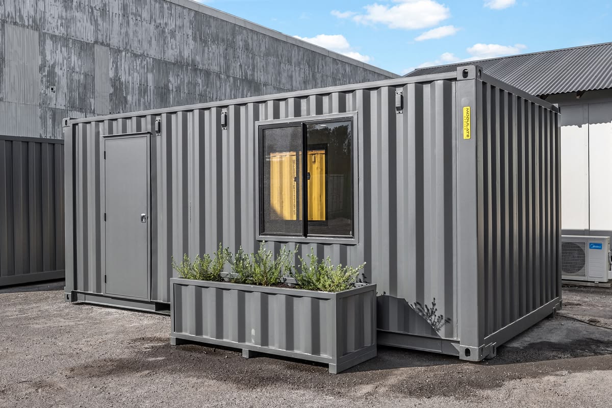 Container văn phòng cho công trình nhỏ tại Long Thành nên chọn loại nào?